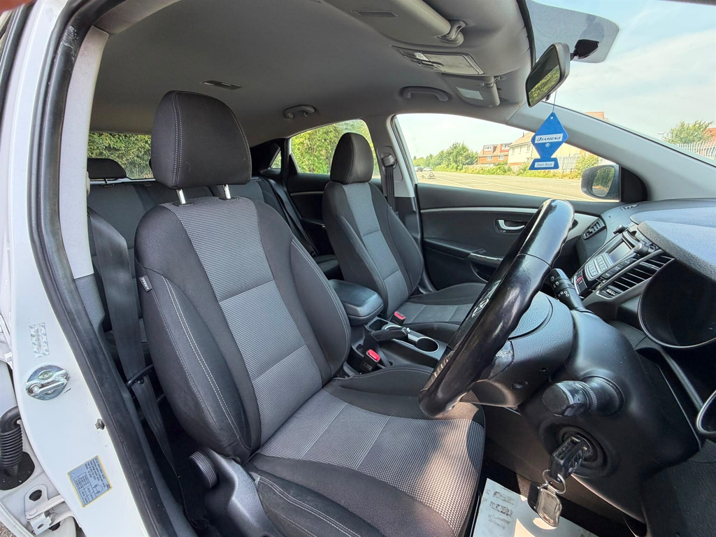 Hyundai I30 1.6 Active Crdi Grey #26