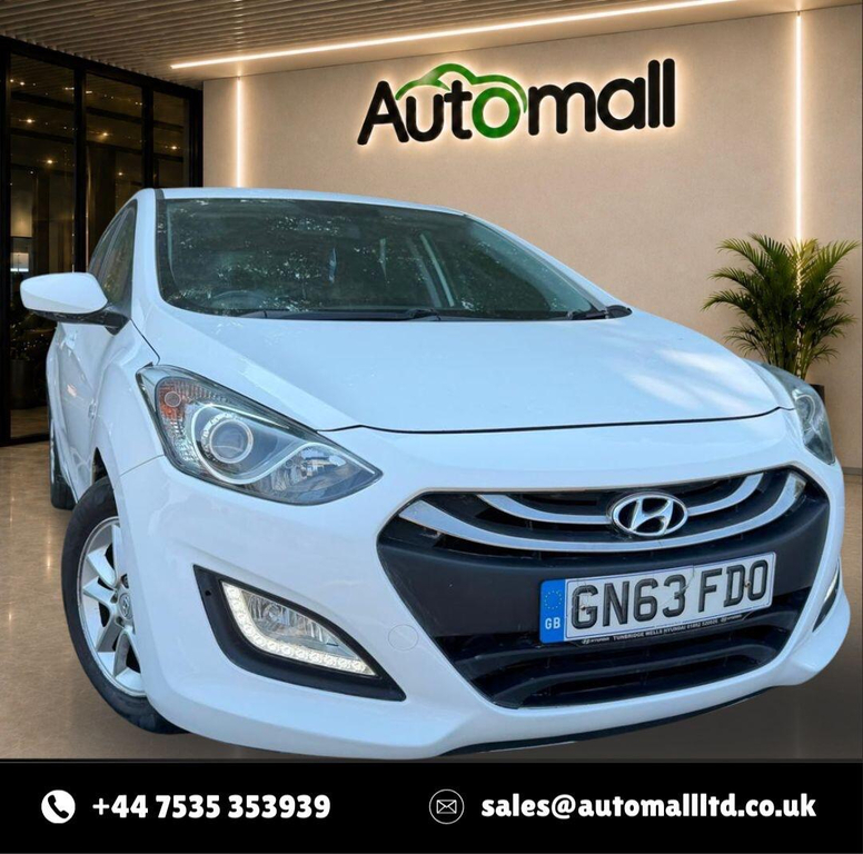 Hyundai I30 1.6 Crdi Active Euro 5 White #4
