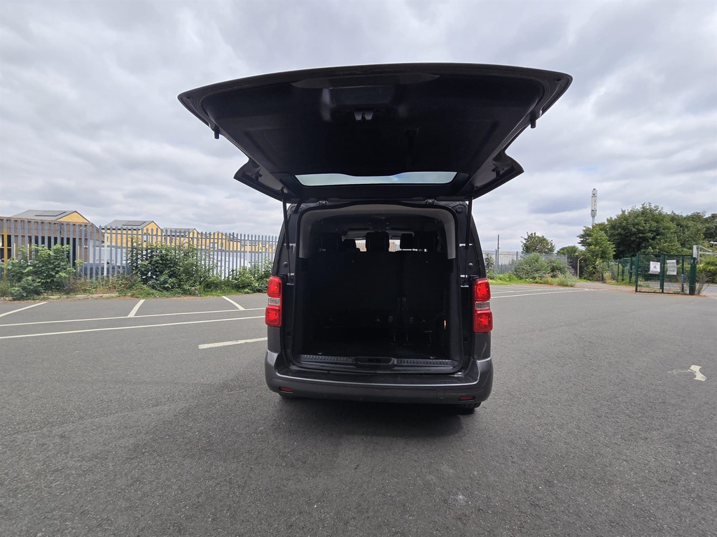 Toyota Verso Proace Verso Shuttle L1 D-4d White #70