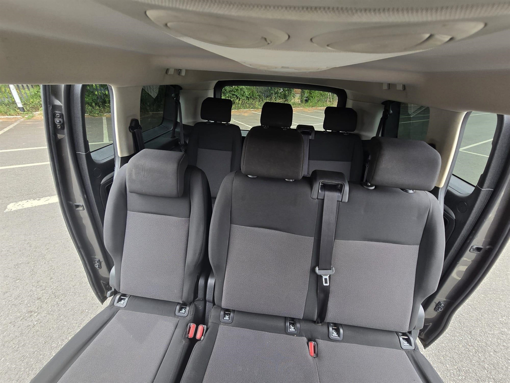 Toyota Verso Proace Verso Shuttle L1 D-4d White #56