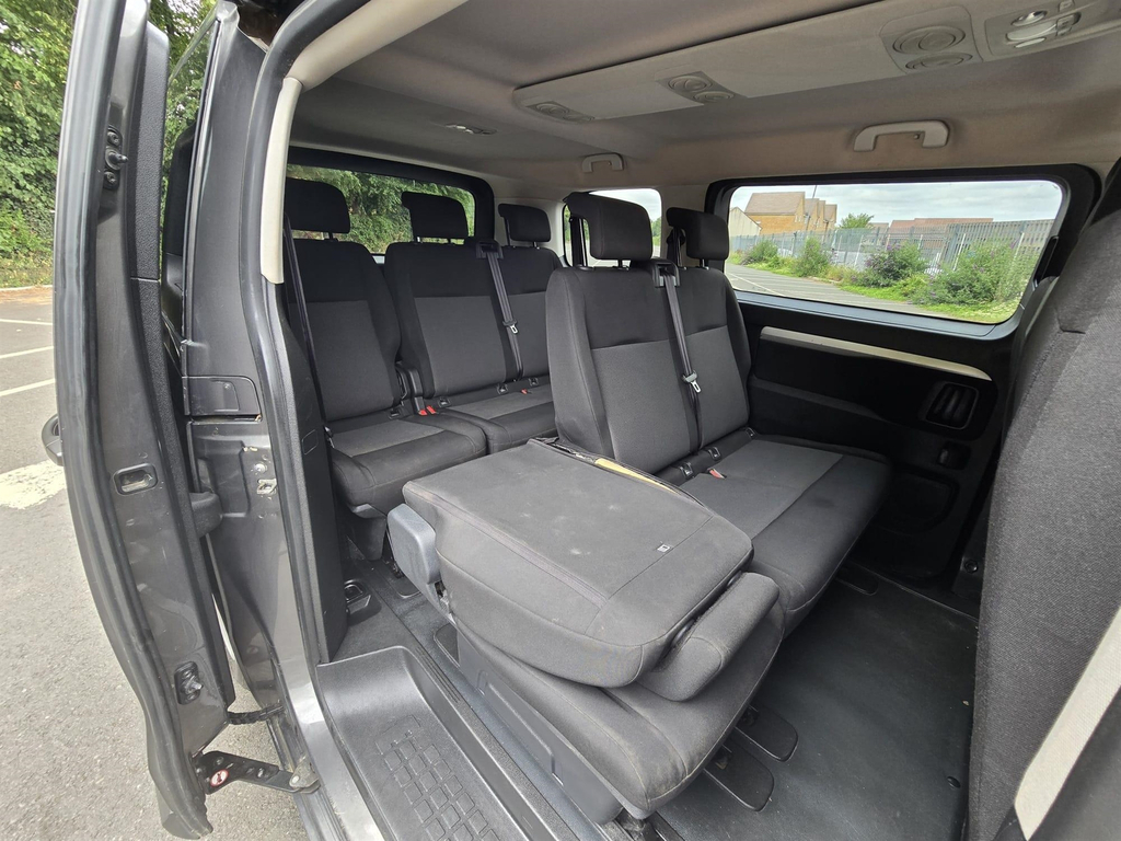 Toyota Verso Proace Verso Shuttle L1 D-4d White #54