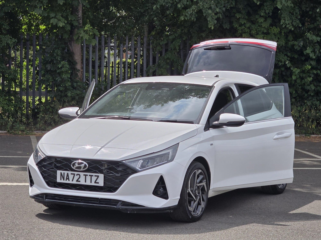 Hyundai I20 Se Connect Red #11