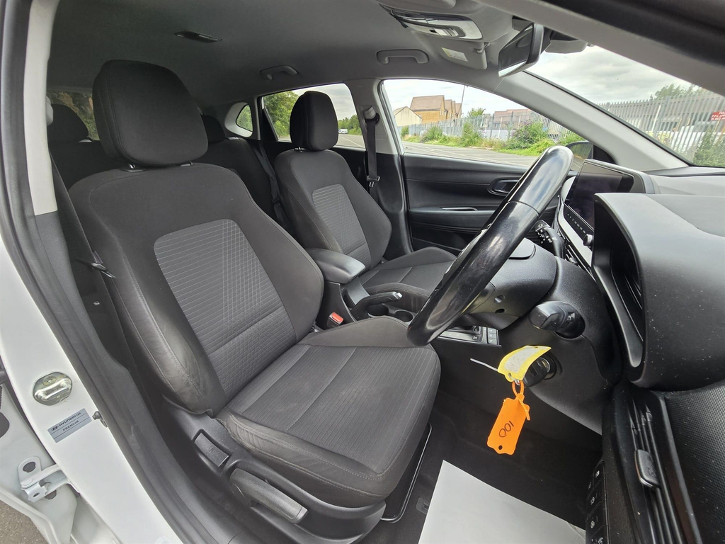Hyundai I20 Se Connect Red #27