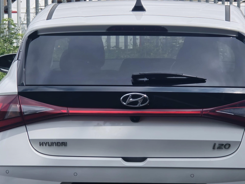 Hyundai I20 Se Connect Red #83