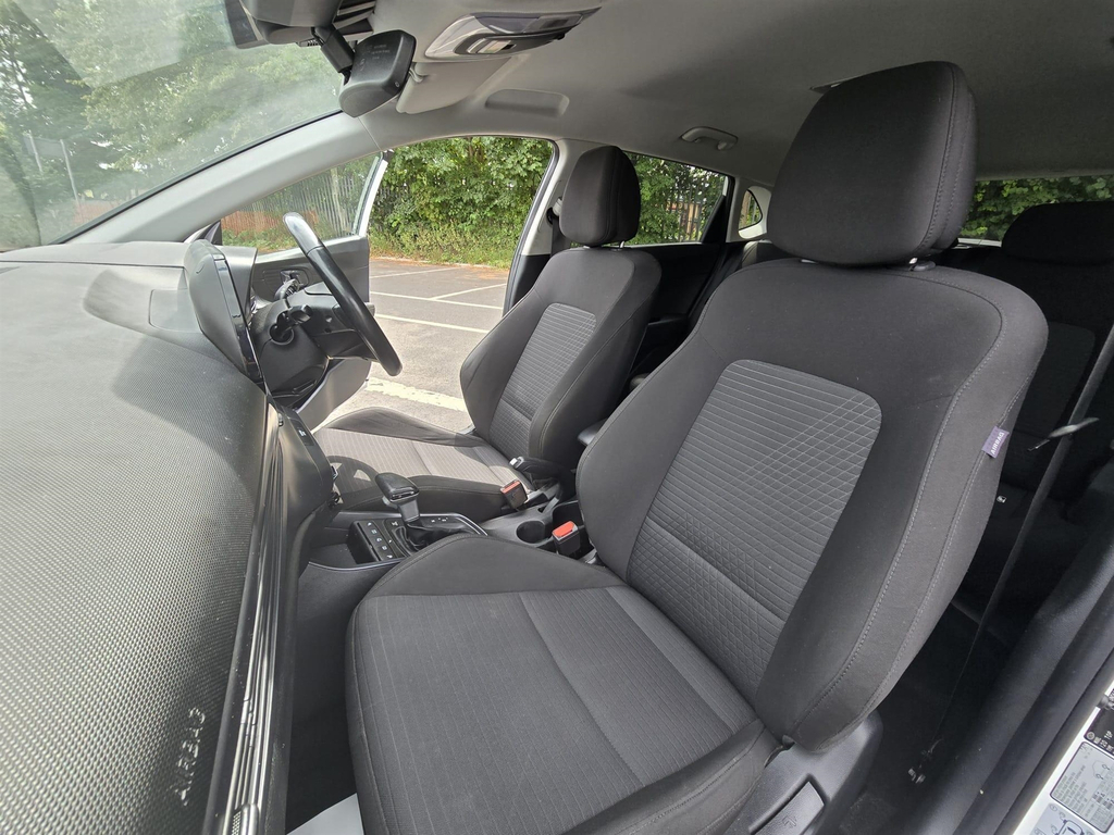Hyundai I20 Se Connect Red #62