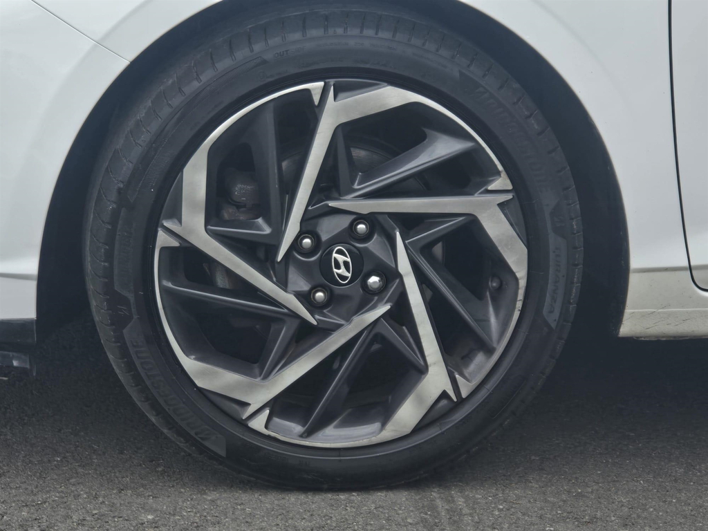 Hyundai I20 Se Connect Red #52