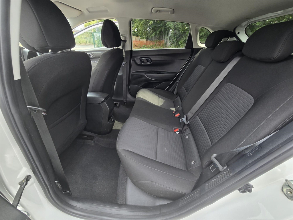 Hyundai I20 Se Connect Red #29
