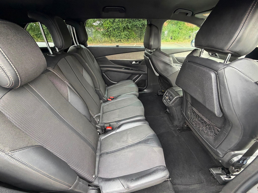 Peugeot 5008 1.2 Puretech Active Premium Grey #21
