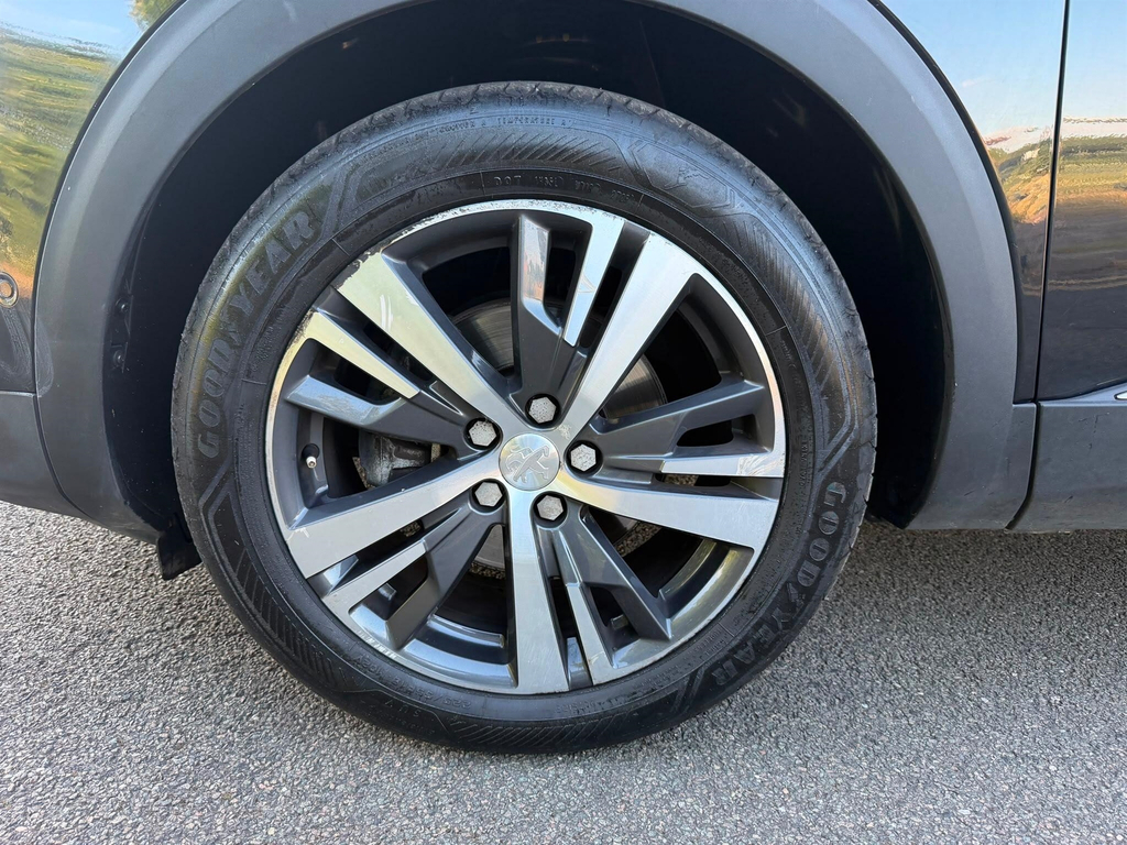 Peugeot 5008 Active Premium Brown #40