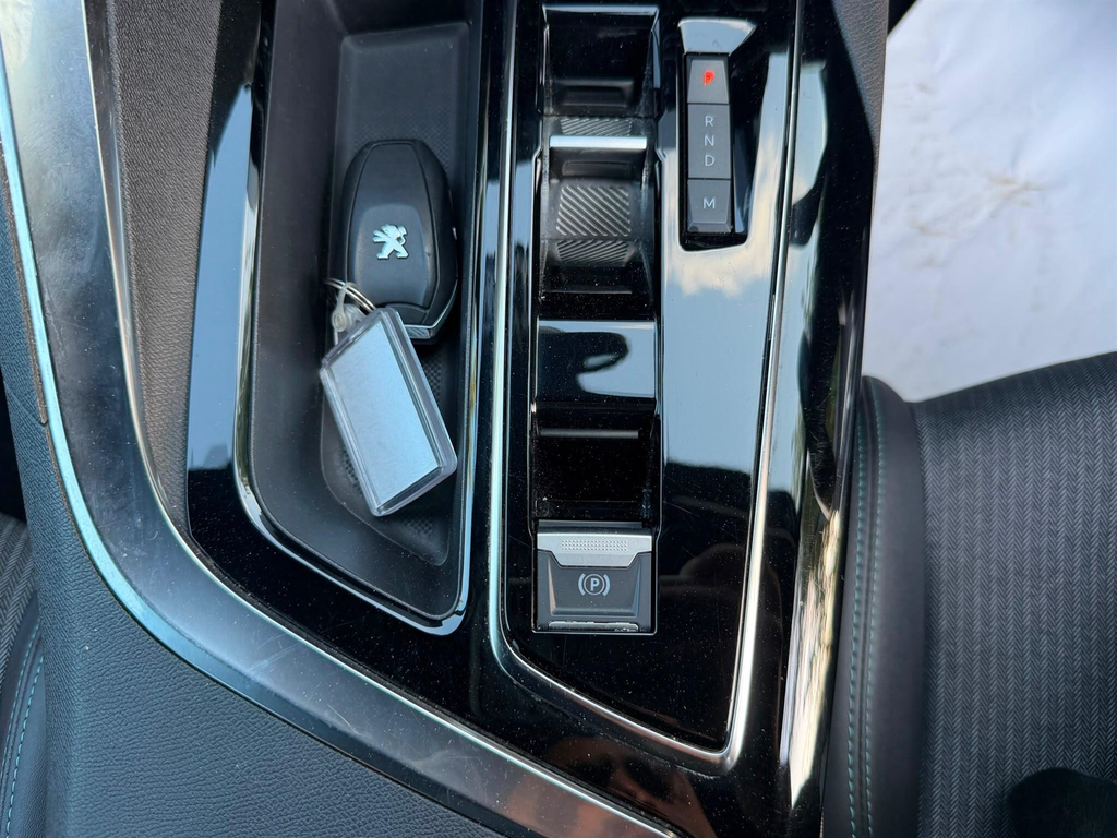 Peugeot 5008 Active Premium Brown #64