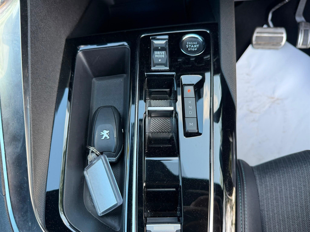 Peugeot 5008 Active Premium Brown #65