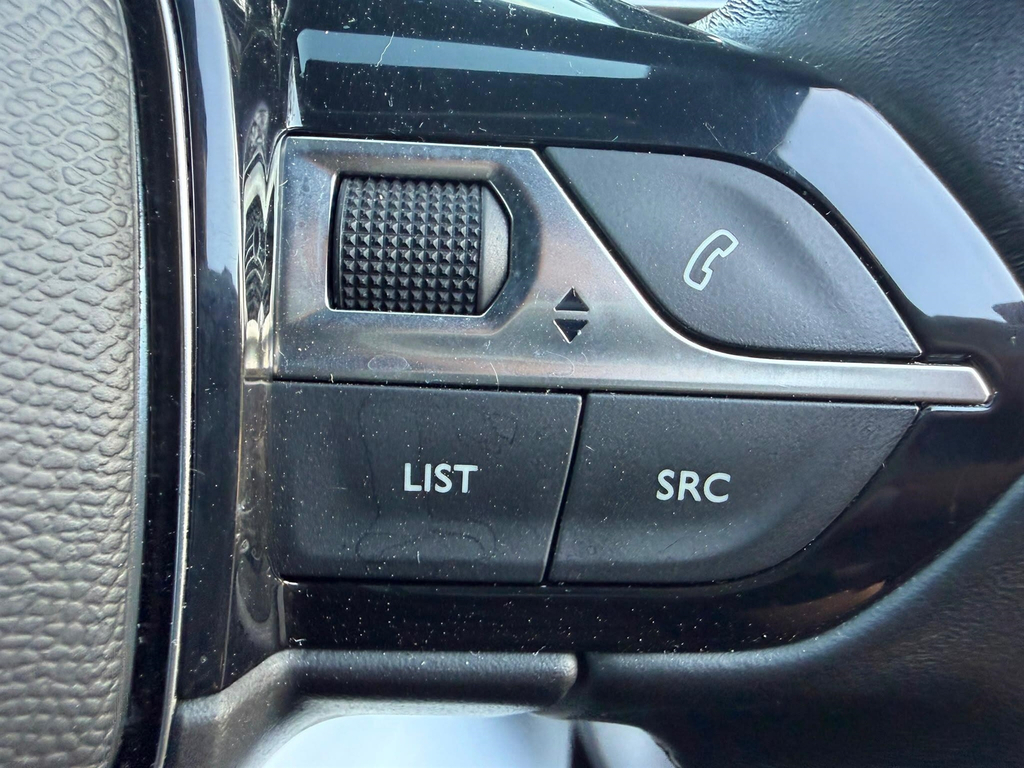 Peugeot 5008 Active Premium Brown #32