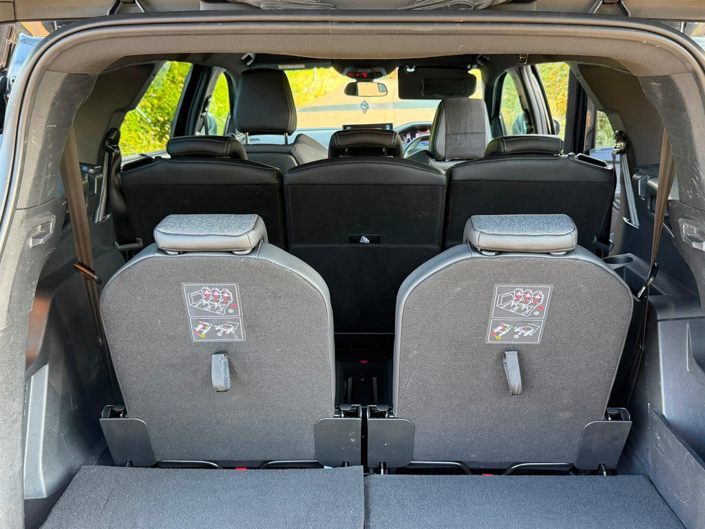 Peugeot 5008 Active Premium Brown #52
