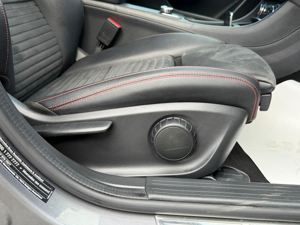 Mercedes-Benz GLA Class Gla 180 Amg Line Edition Black #76