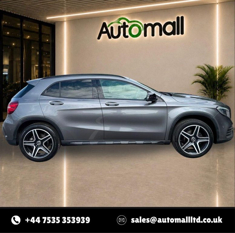 Mercedes-Benz GLA Class Gla 180 Amg Line Edition Black #14