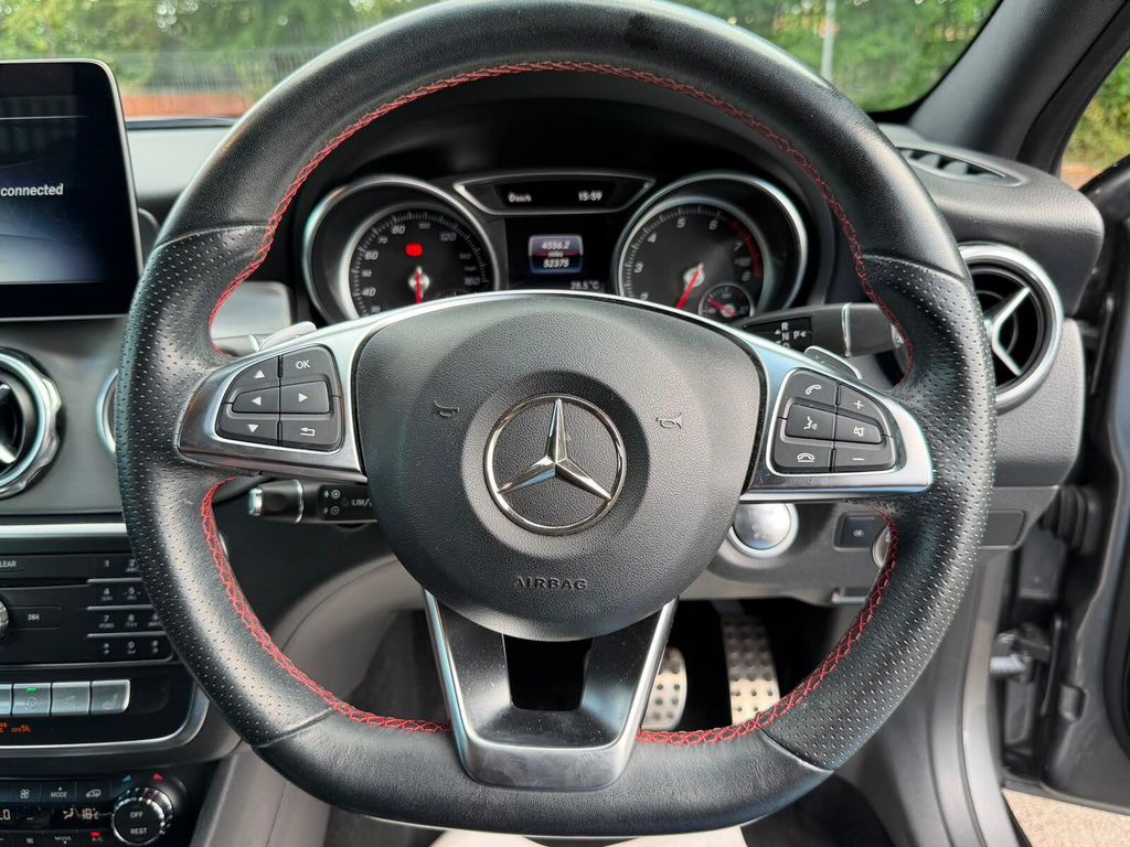 Mercedes-Benz GLA Class Gla 180 Amg Line Edition Black #66