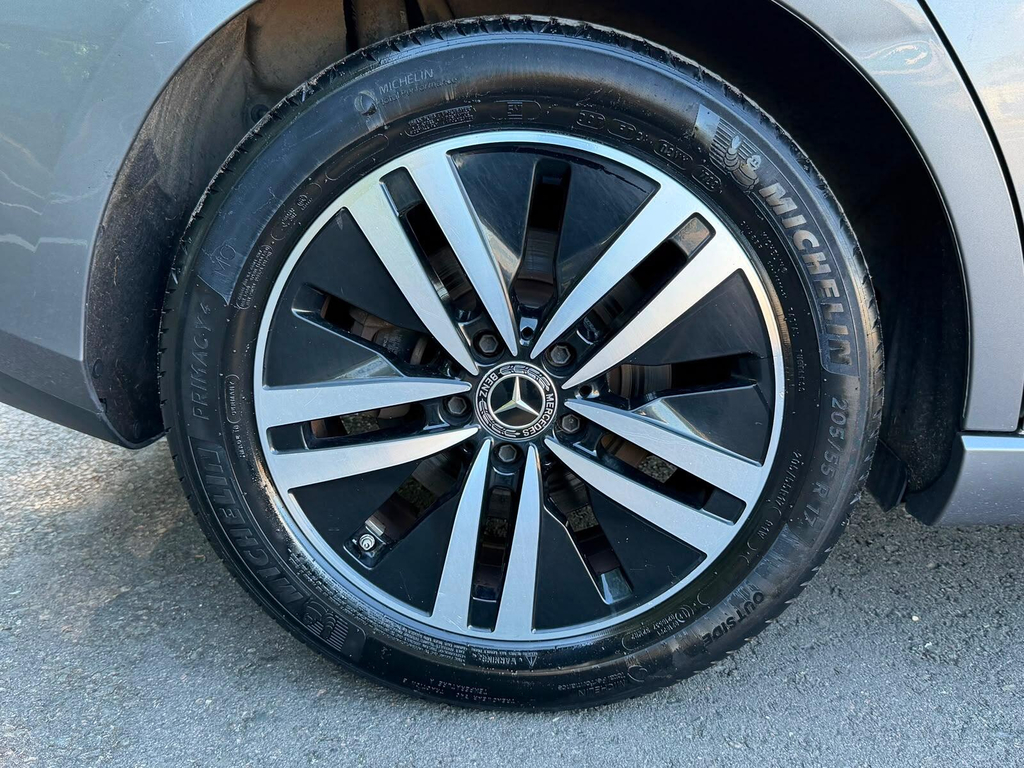 Mercedes-Benz B Class 200 Amg Line Premium Mh Grey #39