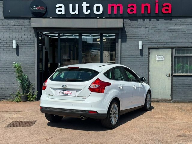 Ford Focus Tdci Titanium X Hatchback White #4