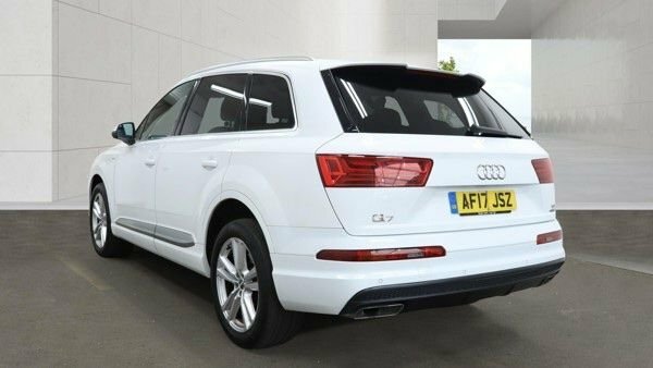 Audi Q7 Tdi V6 S Line White #3