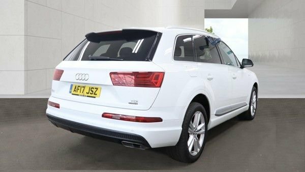 Audi Q7 Tdi V6 S Line White #4