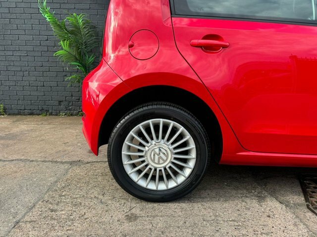 Volkswagen Up 1.0 Move Up White #16