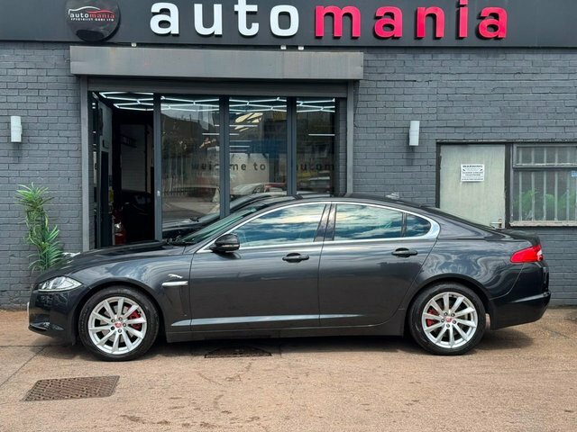 Jaguar XF Premium Luxury Saloon Grey #4