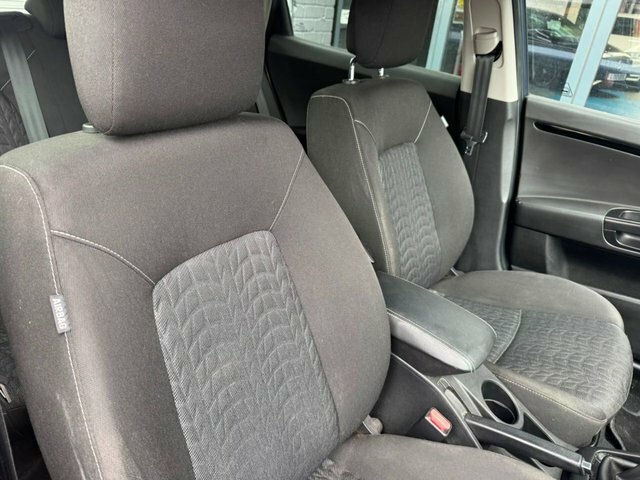 Kia Ceed 1.6 Crdi Ecodynamics 2 Sportswagon Euro 5 Ss Red #7