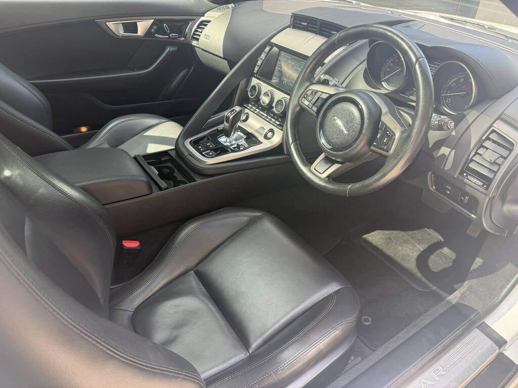 Jaguar F-Type 3.0 V6 White #3