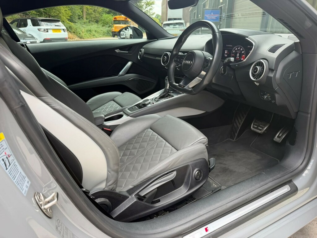 Audi TTS Coupe 2.0 Tfsi Black Edition 201767 Grey #3