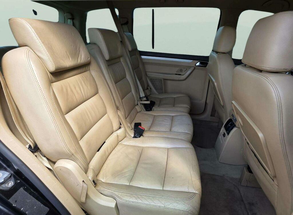 Volkswagen Touran 1.6 S Fsi 7 Str 114 Bhp Silver #16