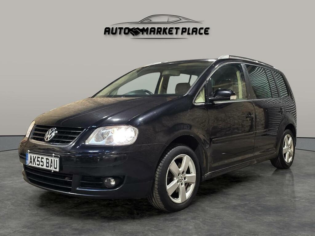 Volkswagen Touran Sport Black #3