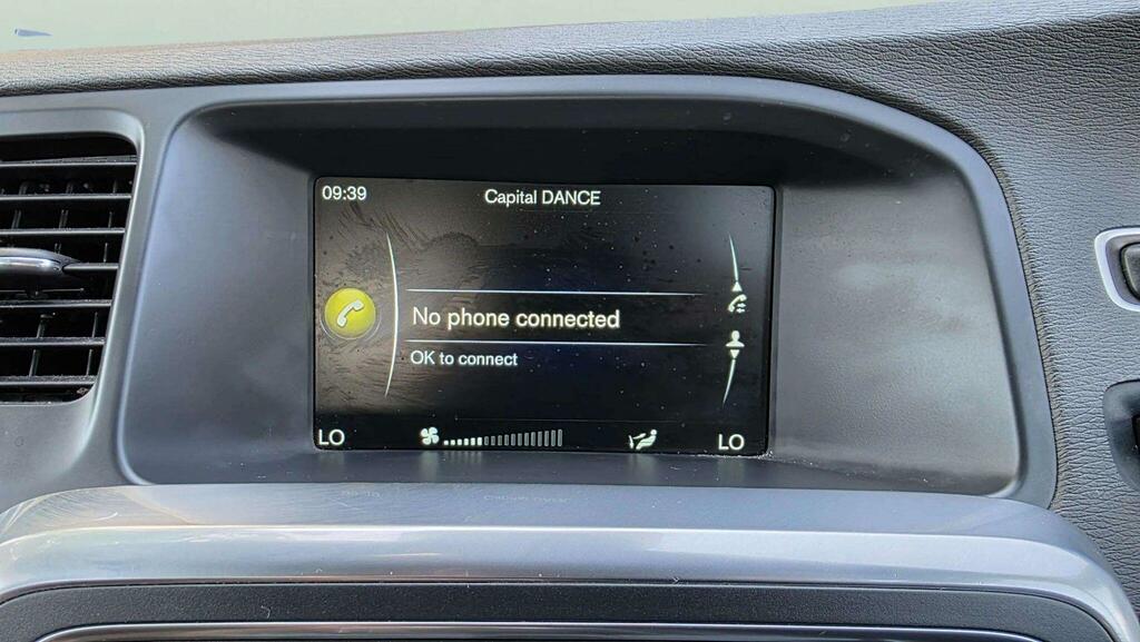 Volvo V60 V60 Se Lux Nav D5 Gold #41