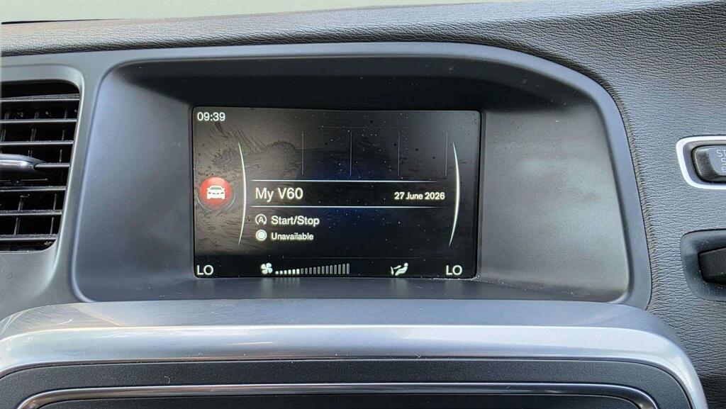 Volvo V60 V60 Se Lux Nav D5 Gold #38