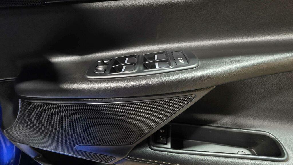 Jaguar XE Xe R-sport D Blue #23