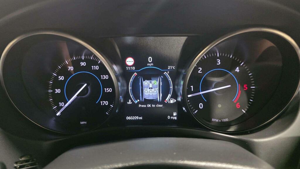 Jaguar XE Xe R-sport D Blue #31