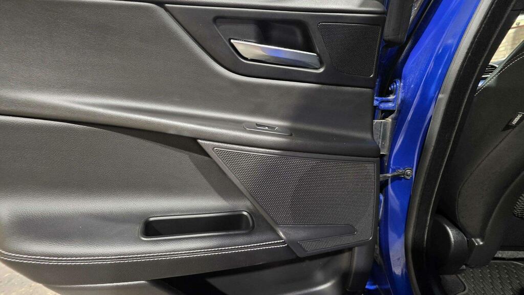 Jaguar XE Xe R-sport D Blue #24