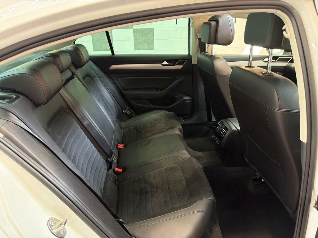 Volkswagen Passat 2017 1.6 Tdi Gt Estate Euro 6 S Grey #16