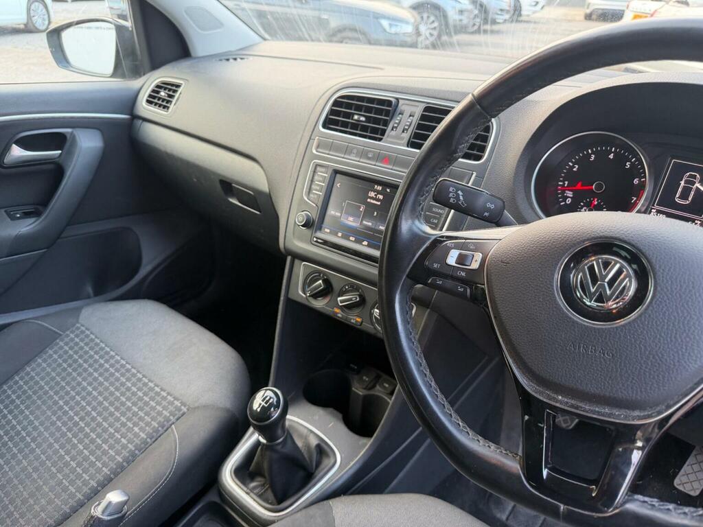 Volkswagen Polo Bluegt White #7