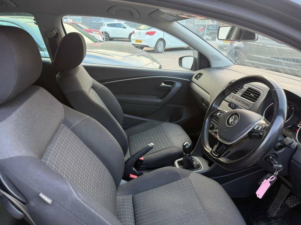 Volkswagen Polo Bluegt White #9
