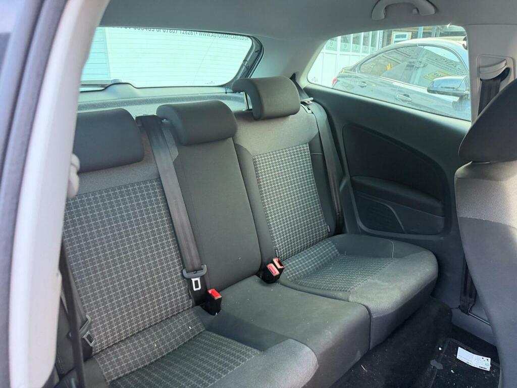 Volkswagen Polo Bluegt White #11