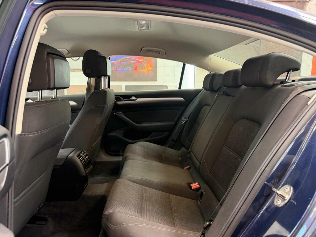 Volkswagen Passat 2.0 Tdi Bluemotion Black #21