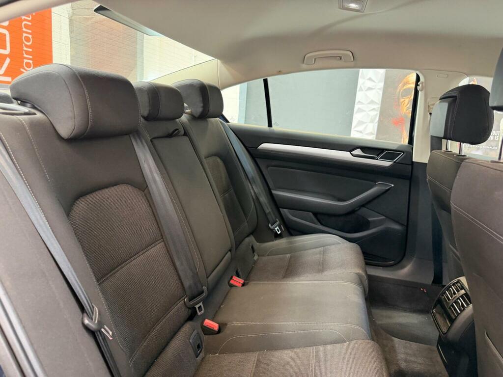 Volkswagen Passat 2.0 Tdi Bluemotion Black #24