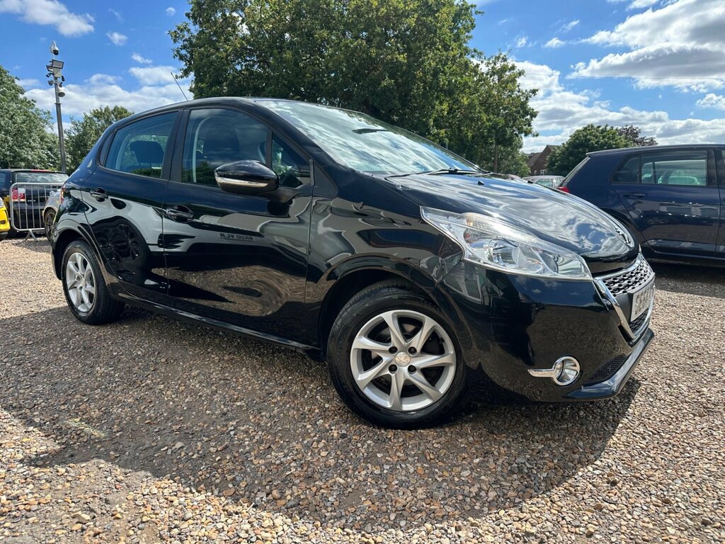 Peugeot 208 1.2 Vti Style - 20 Road Tax, 12 Months, 2 Keys Black #7