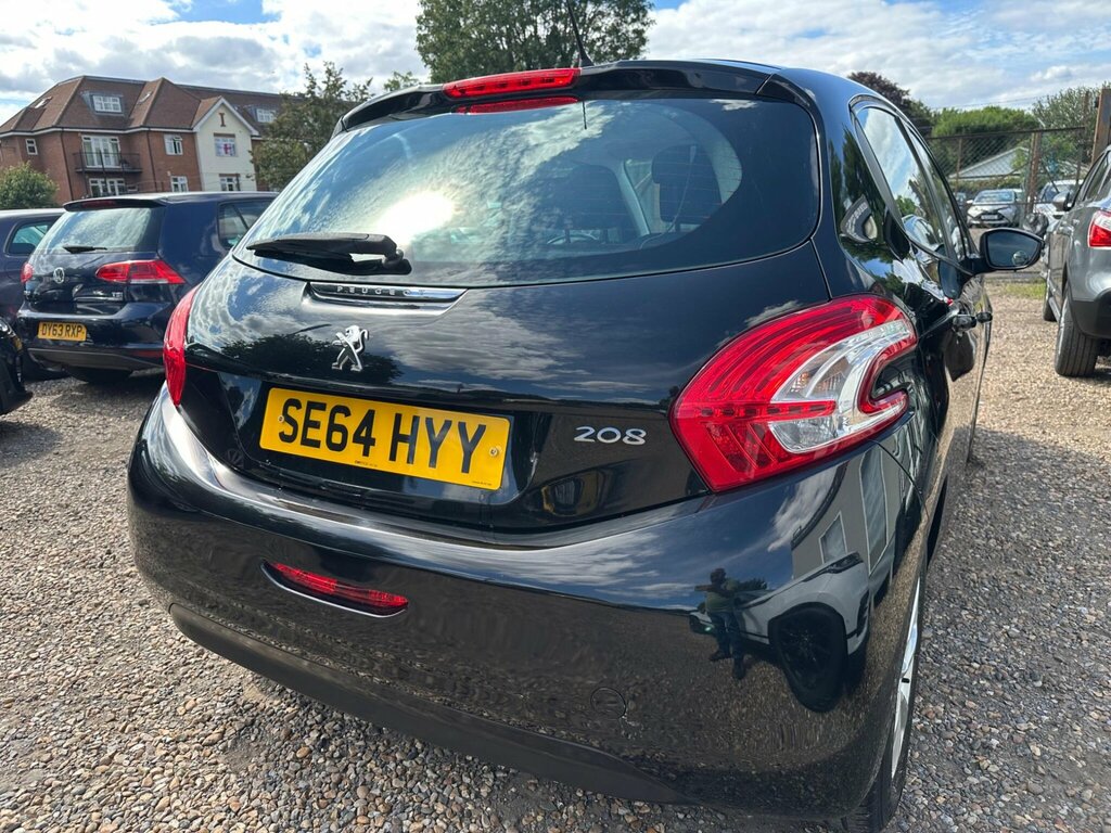 Peugeot 208 1.2 Vti Style - 20 Road Tax, 12 Months, 2 Keys Black #12