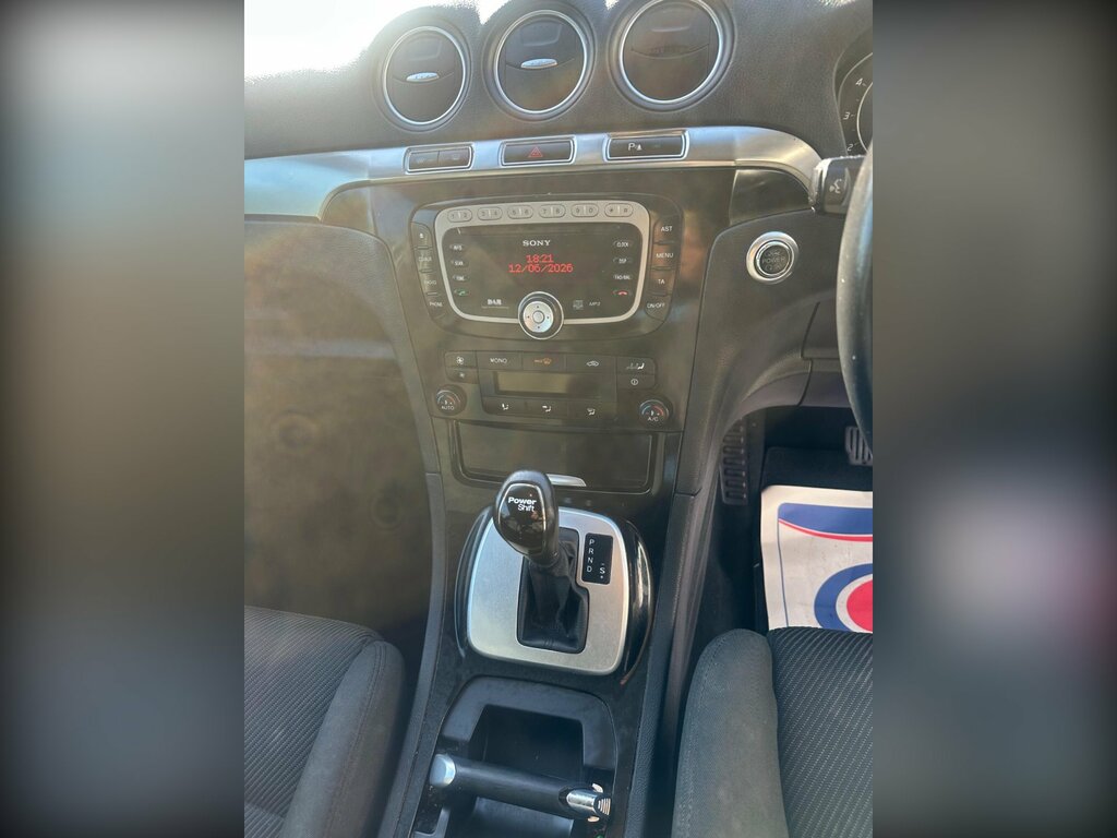 Ford Galaxy Titanium Silver #31