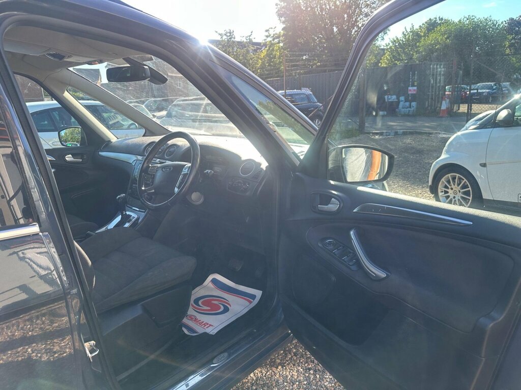 Ford Galaxy Titanium Silver #53