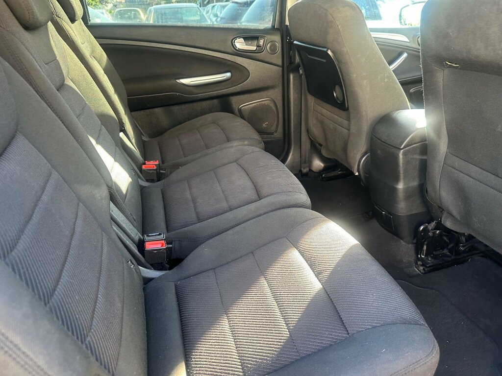Ford Galaxy Titanium Silver #39
