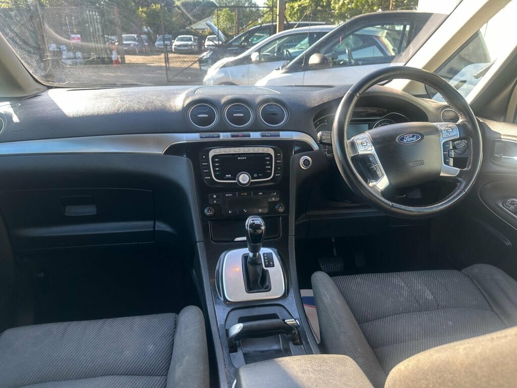 Ford Galaxy Titanium Silver #19