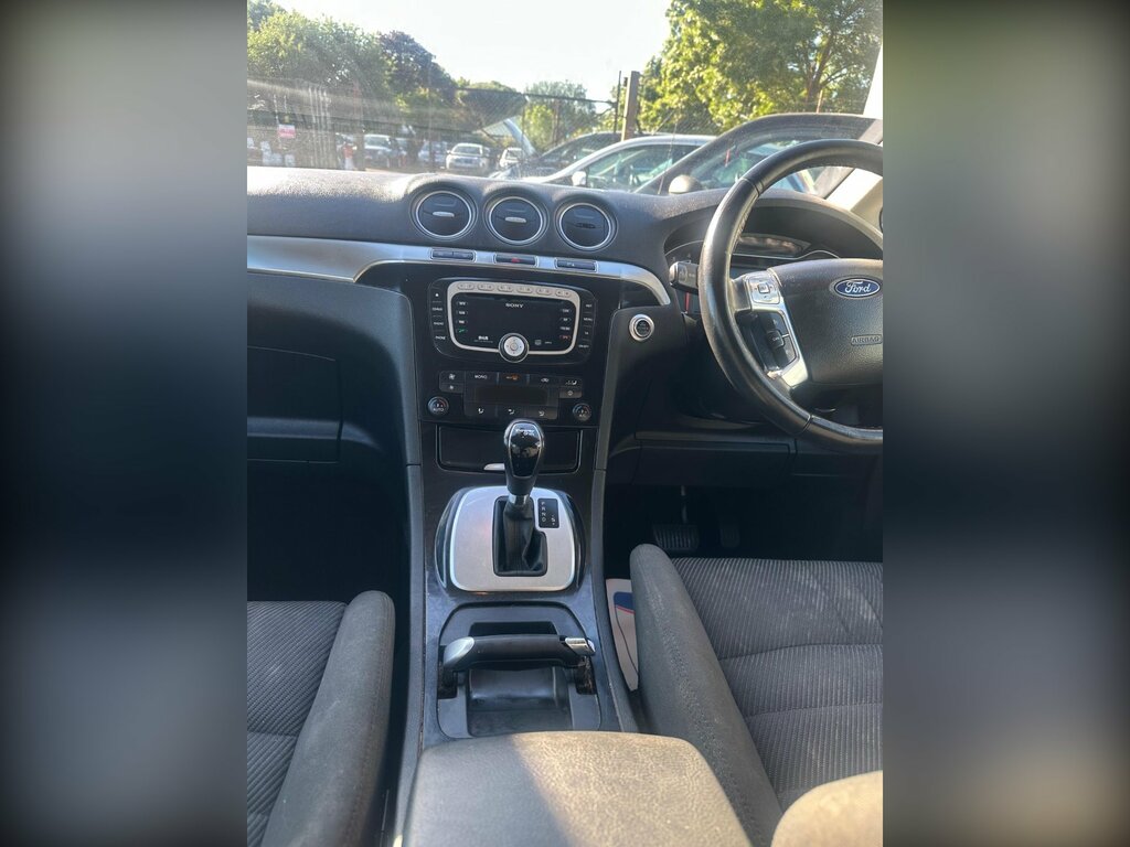 Ford Galaxy Titanium Silver #28
