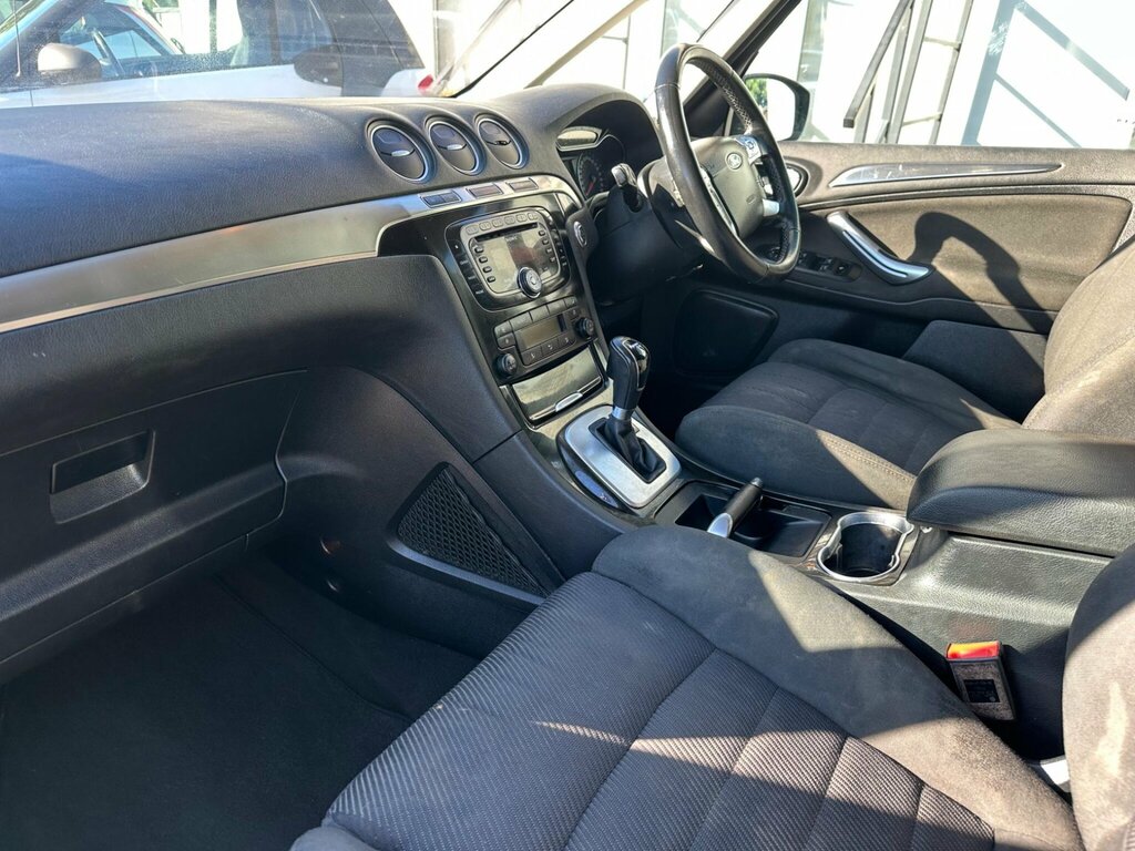 Ford Galaxy Titanium Silver #11